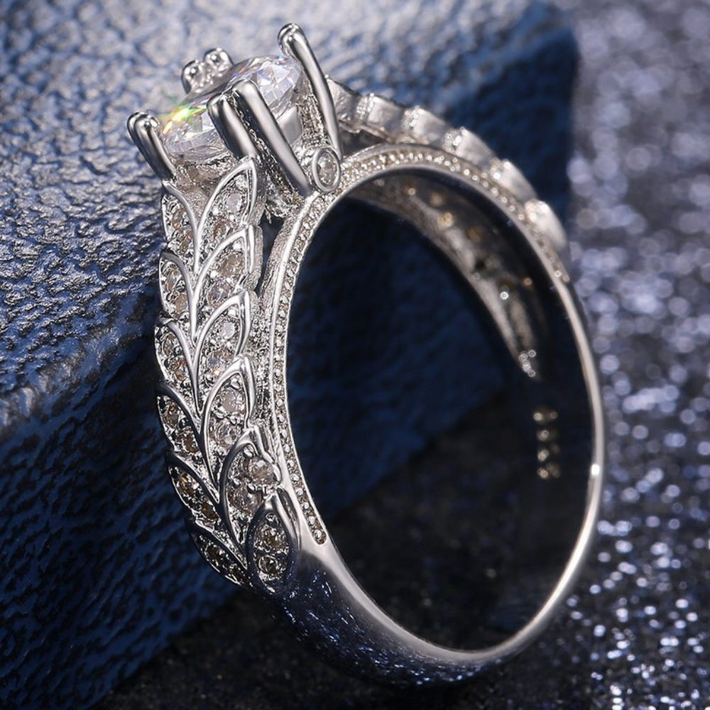 🍁 925 Silver Crystal Zircon Stone Unique Leaf Design Ring for Women, VIP341 - Picture 3 of 10